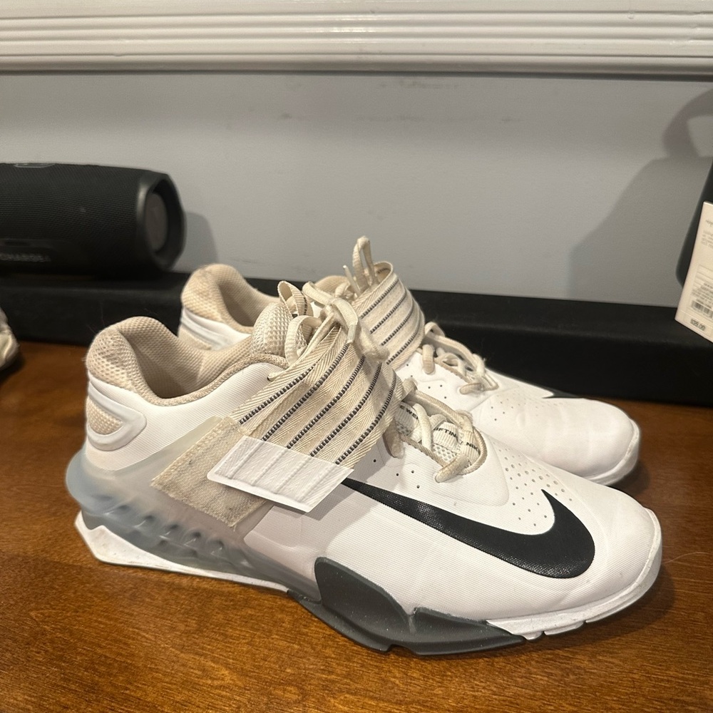 Nike Men’s Sneaker